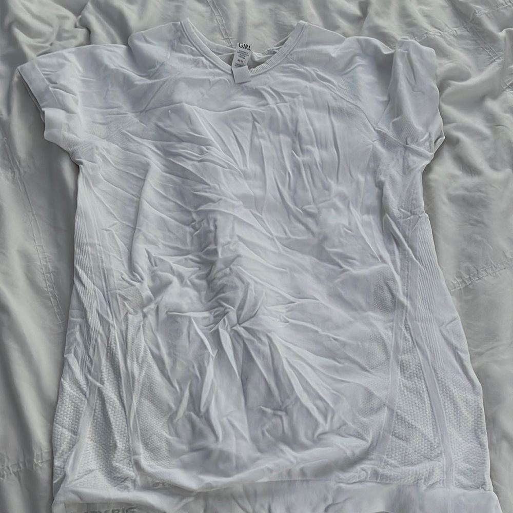 white athleta short sleeve shirt XL girl